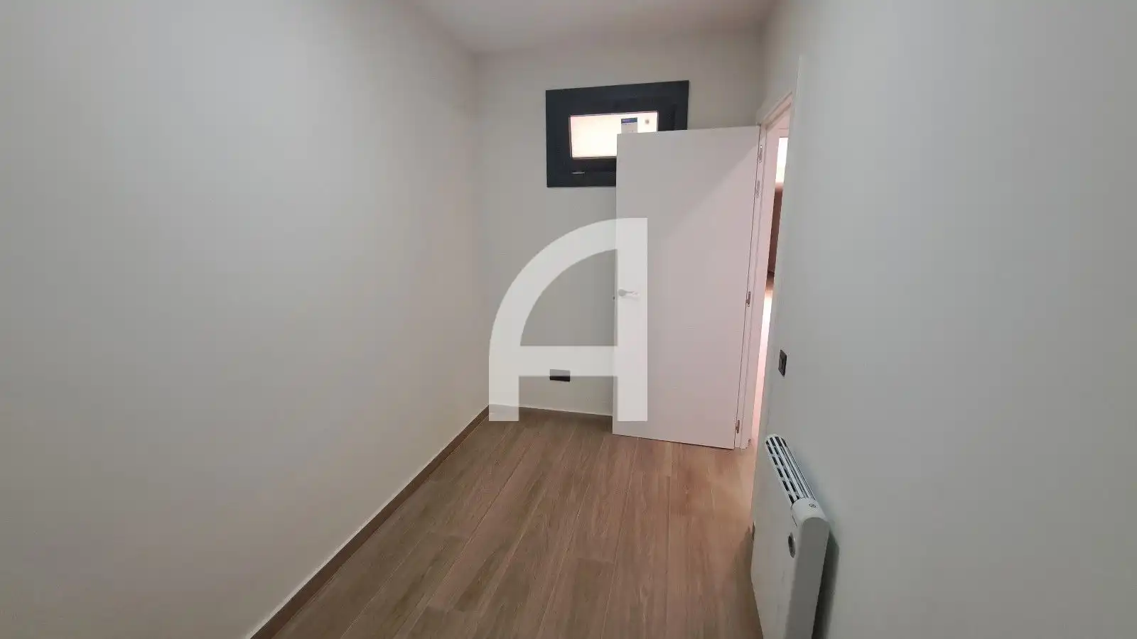 Piso en venta en Terrassa con Calefacción y Terraza