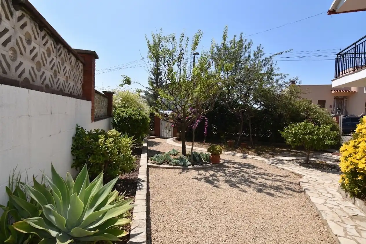 Jardín de Casa o chalet en venta en Pineda de Mar con Calefacción, Terraza y Trastero