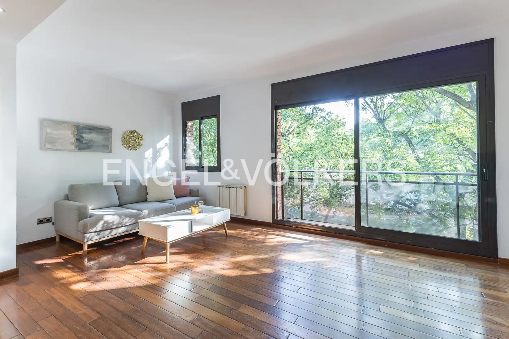 Vista exterior de Àtic en venda en Barcelona amb Aire condicionat, Calefacció i Terrassa