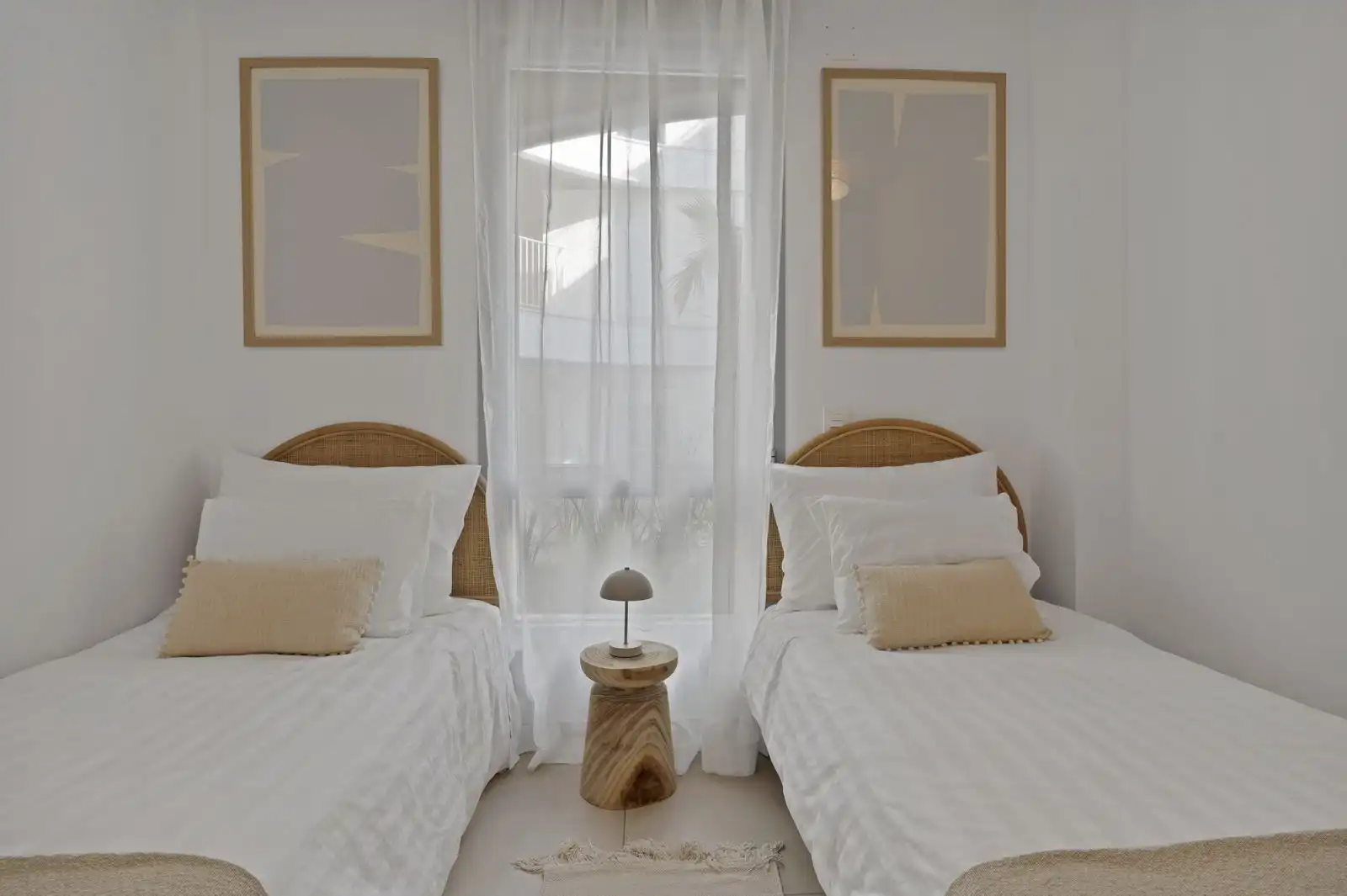 Dormitori de Apartament en venda en Marbella amb Aire condicionat, Jardí privat i Terrassa