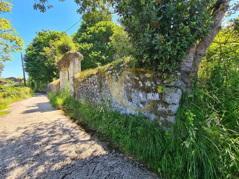 Vista exterior de Casa o xalet en venda en Llanes amb Jardí privat, Terrassa i Traster