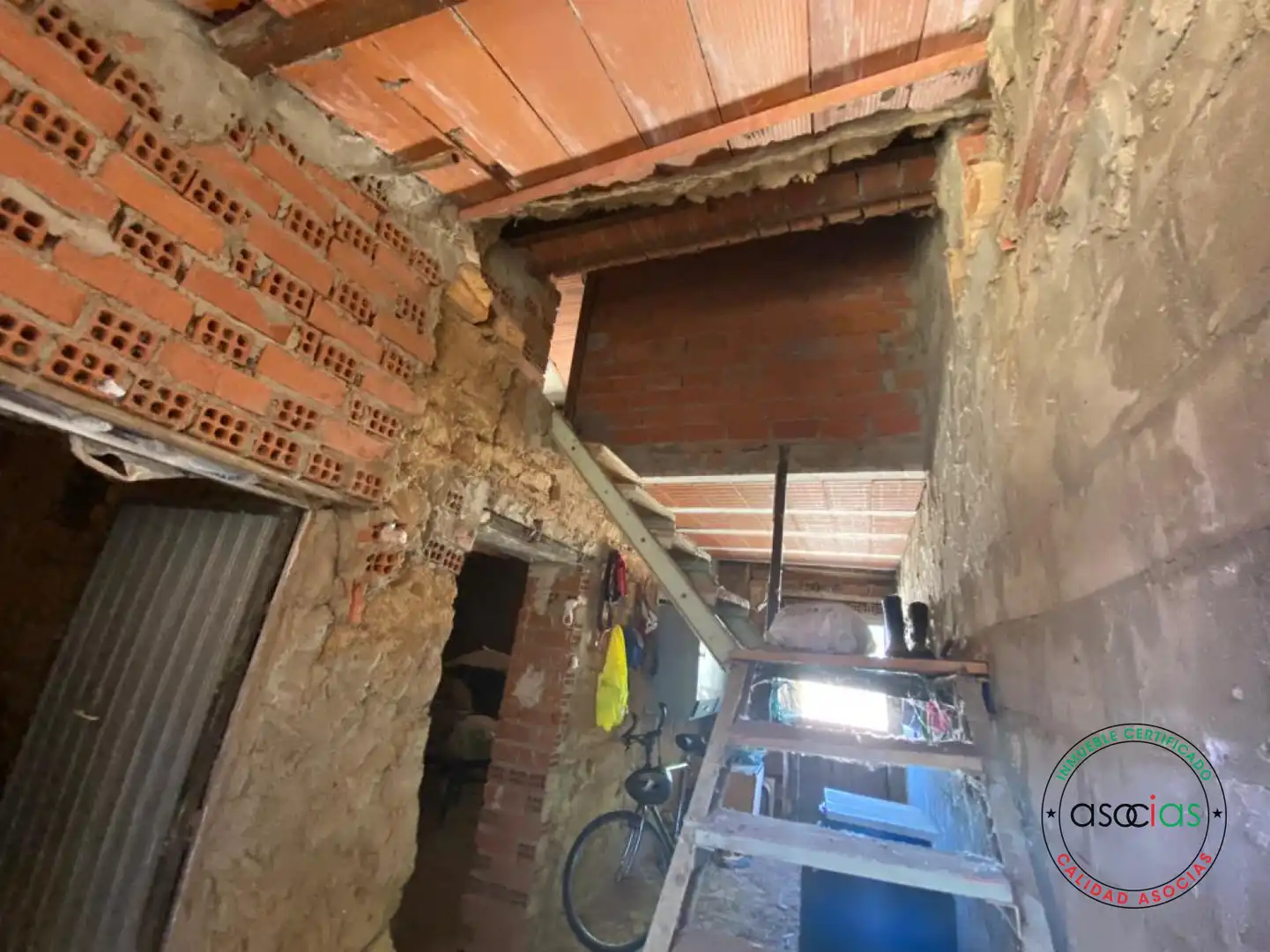 Casa adosada en venda en Vallecillo