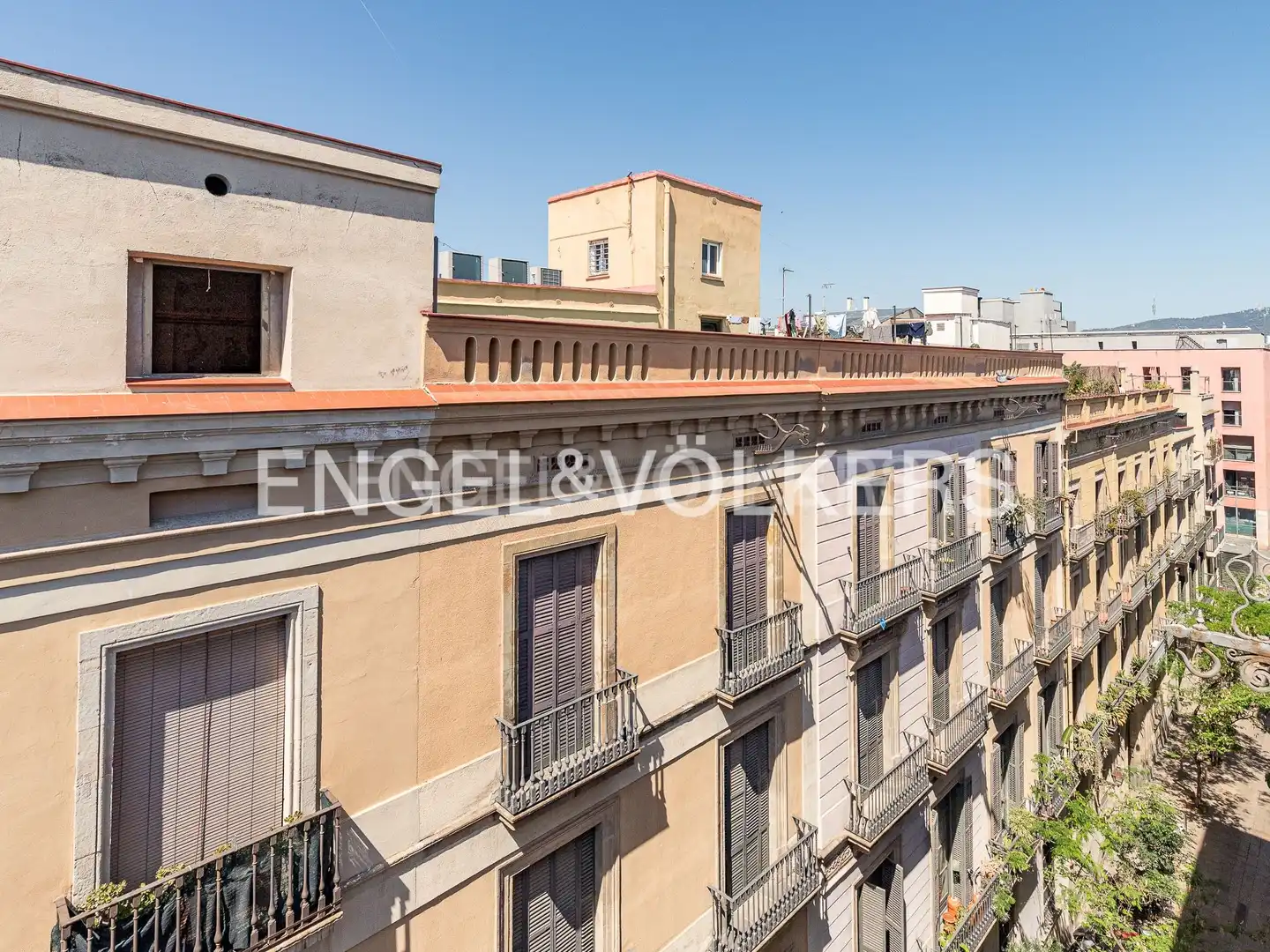 Vista exterior de Ático en venta en Ciutat Vella