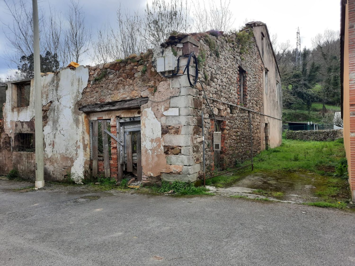 Exterior view of House or chalet for sale in Reocín