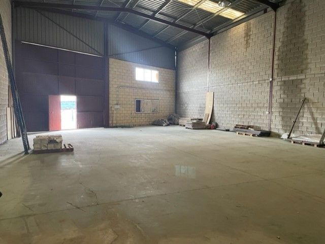 Nau industrial de lloguer a Calle Atarazana, Aznalcázar
