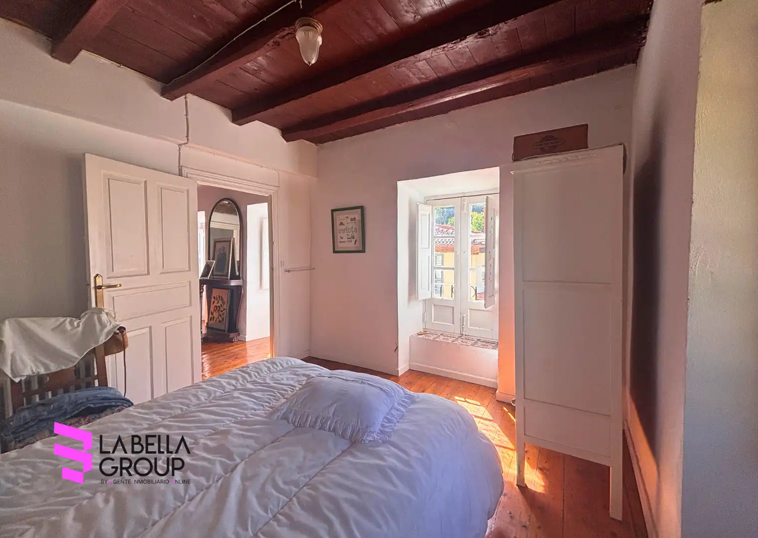 Dormitori de Finca rústica en venda en Pesaguero amb Calefacció, Jardí privat i Parquet