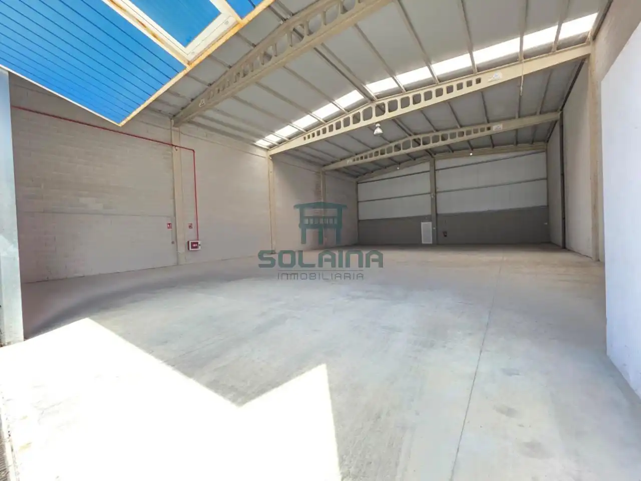 Industrial buildings for rent in San Cibrao das Viñas
