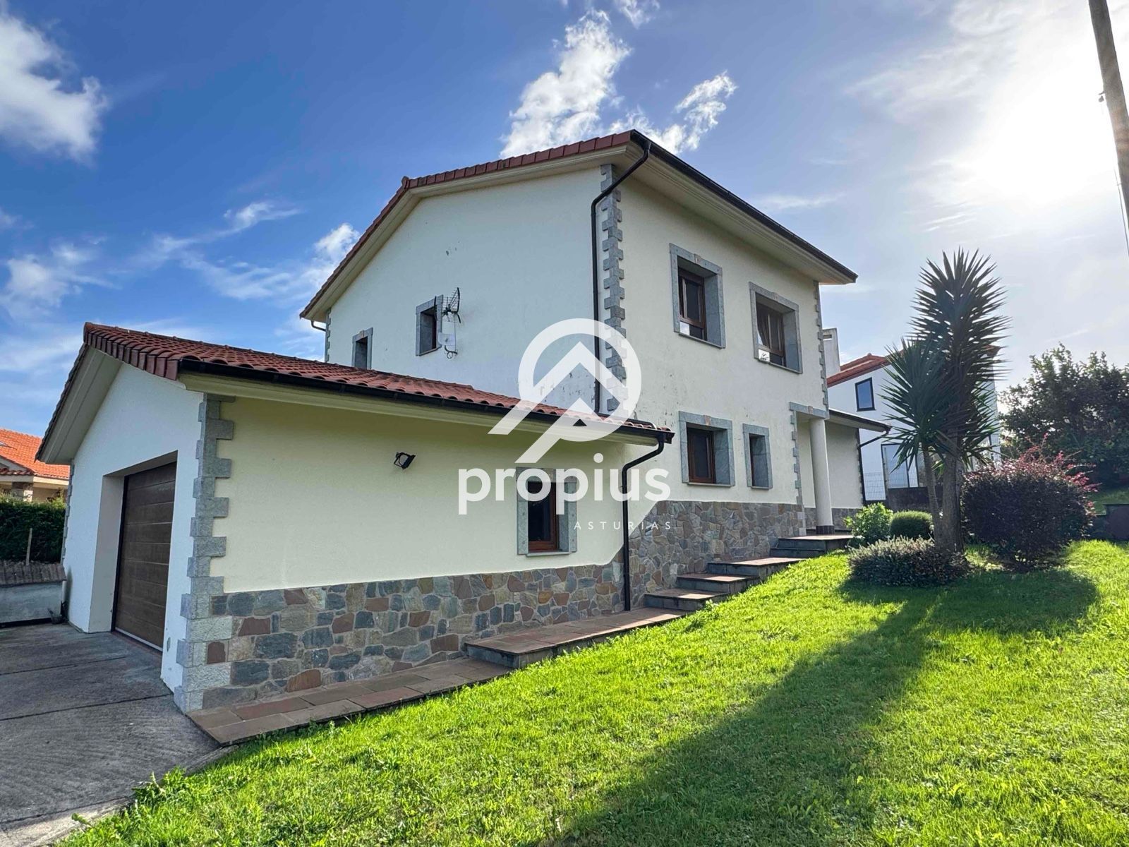 Exterior view of House or chalet for sale in Llanes  with Heating, Private garden and Terrace