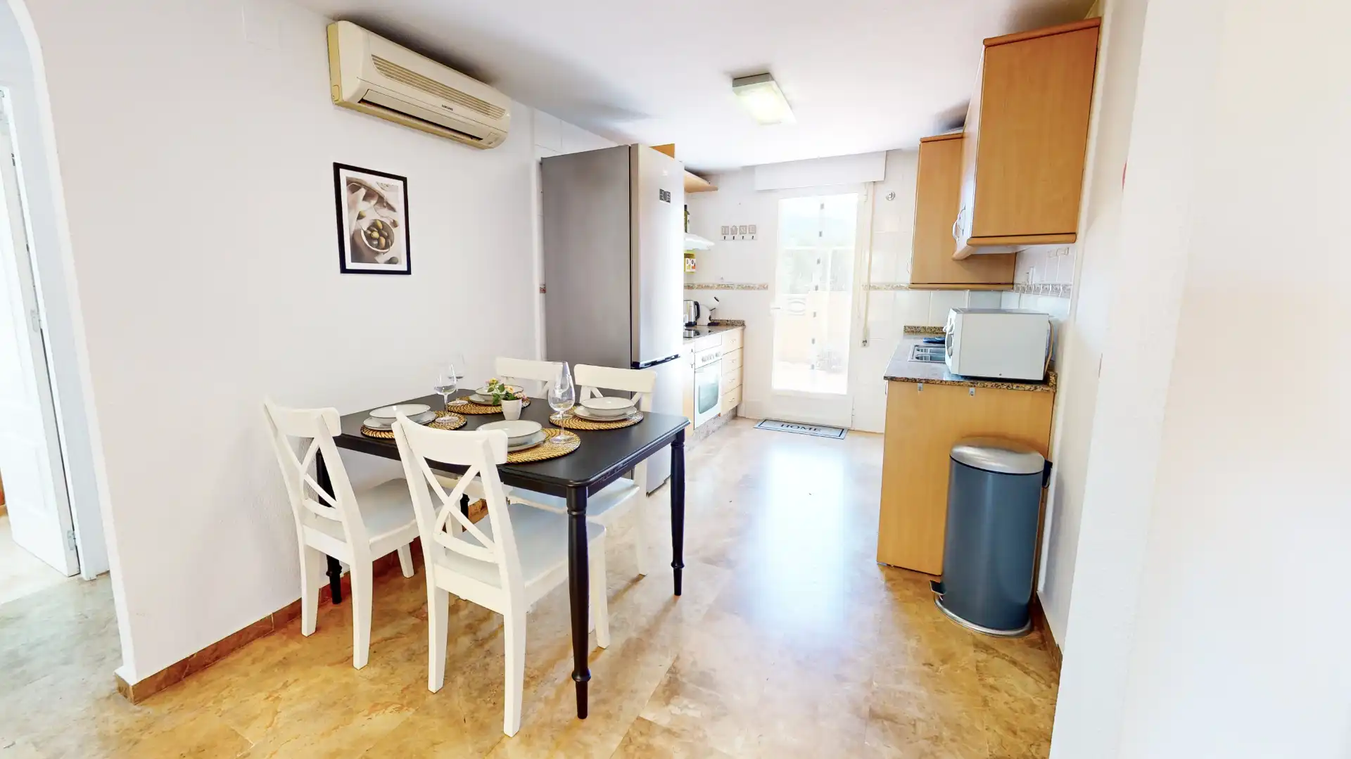 Cocina de Apartamento de alquiler en Dénia con Aire acondicionado, Calefacción y Terraza