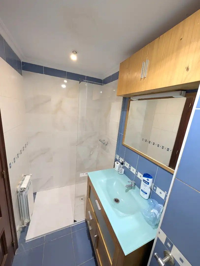 Baño de Piso en venta en Narón