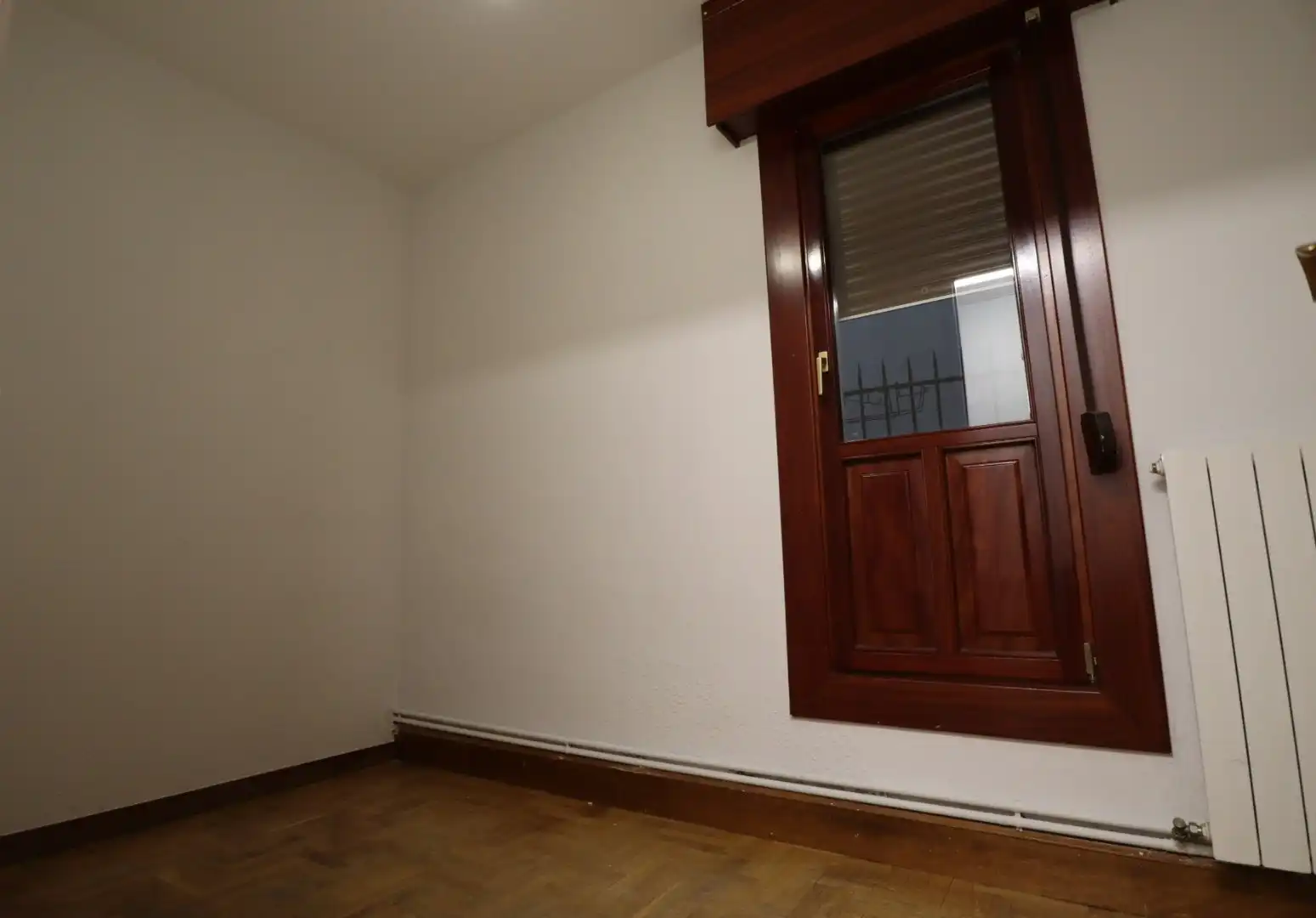 Habitación de Piso en venta en Bilbao  con Calefacción, Terraza y Balcón