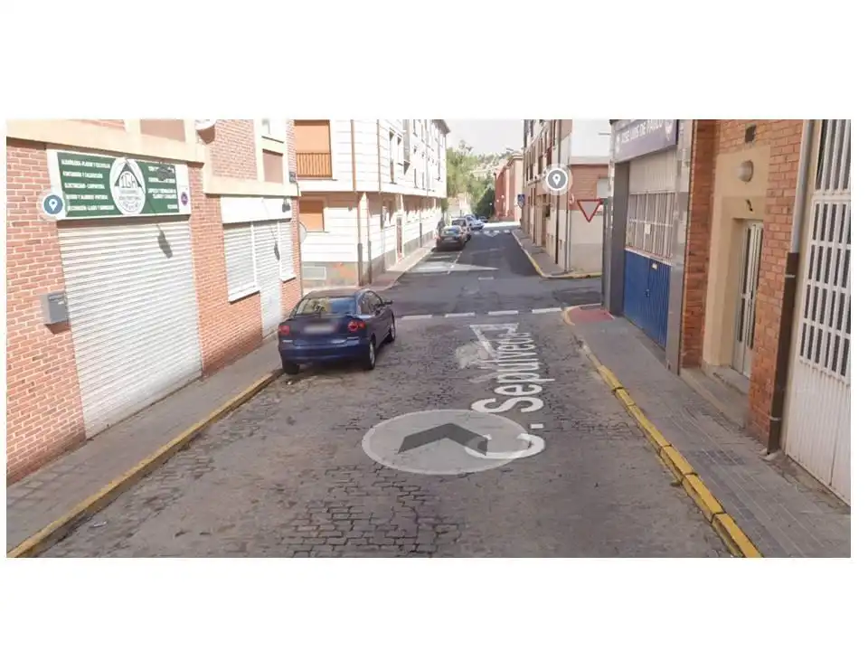 Vista exterior de Local de lloguer en Segovia