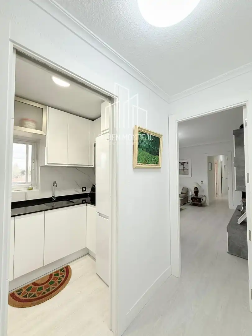 Kitchen of Flat for rent in Salamanca  with Heating, Terrace and Furnished