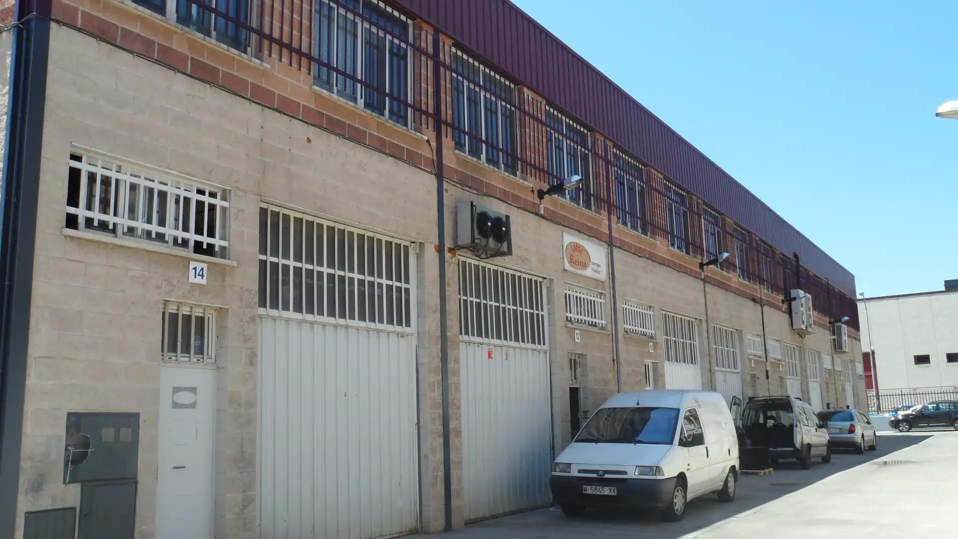 Exterior view of Industrial buildings for rent in Madrid