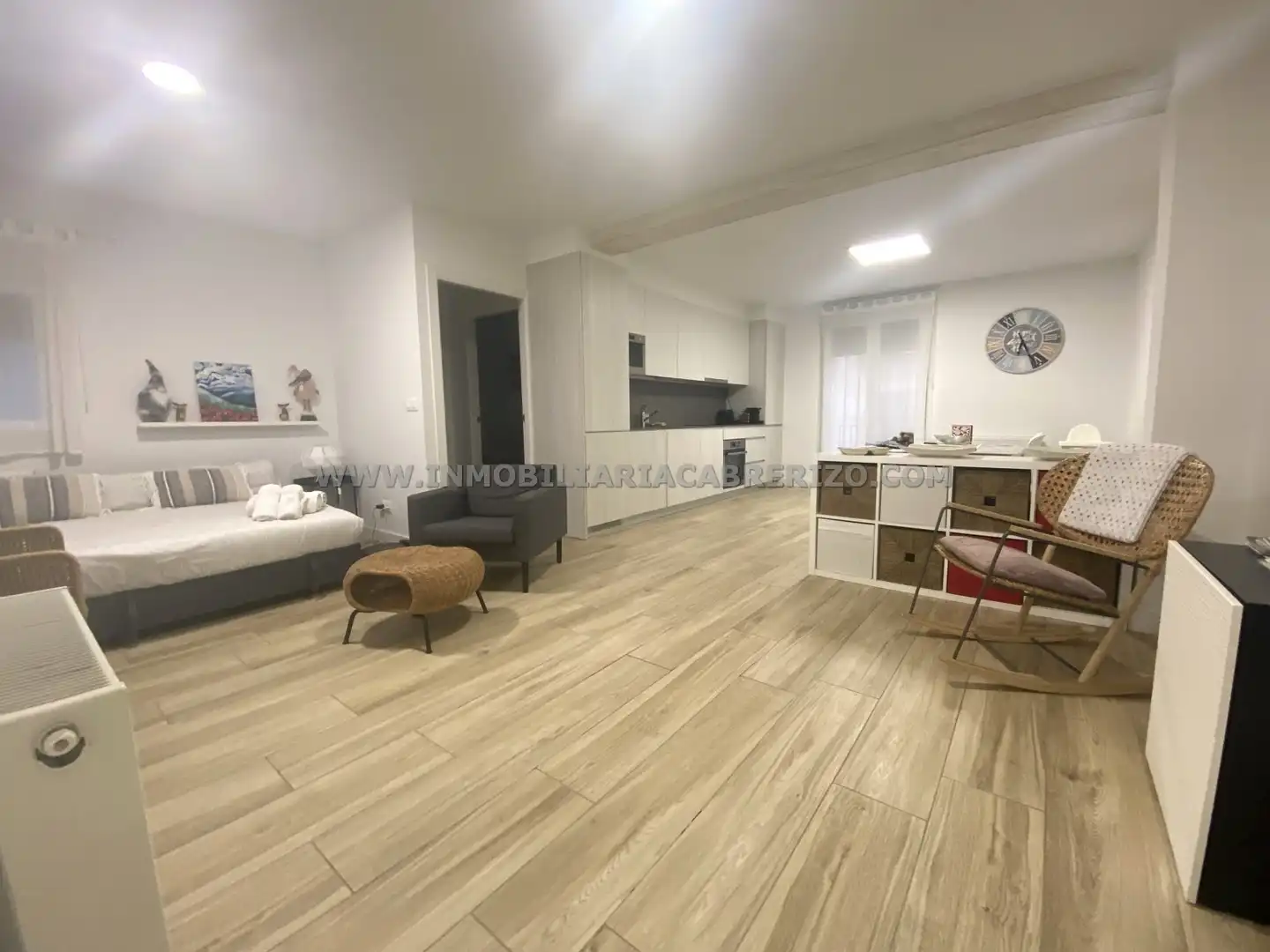 Living room of Flat for sale in  Pamplona / Iruña  with Heating, Furnished and Oven