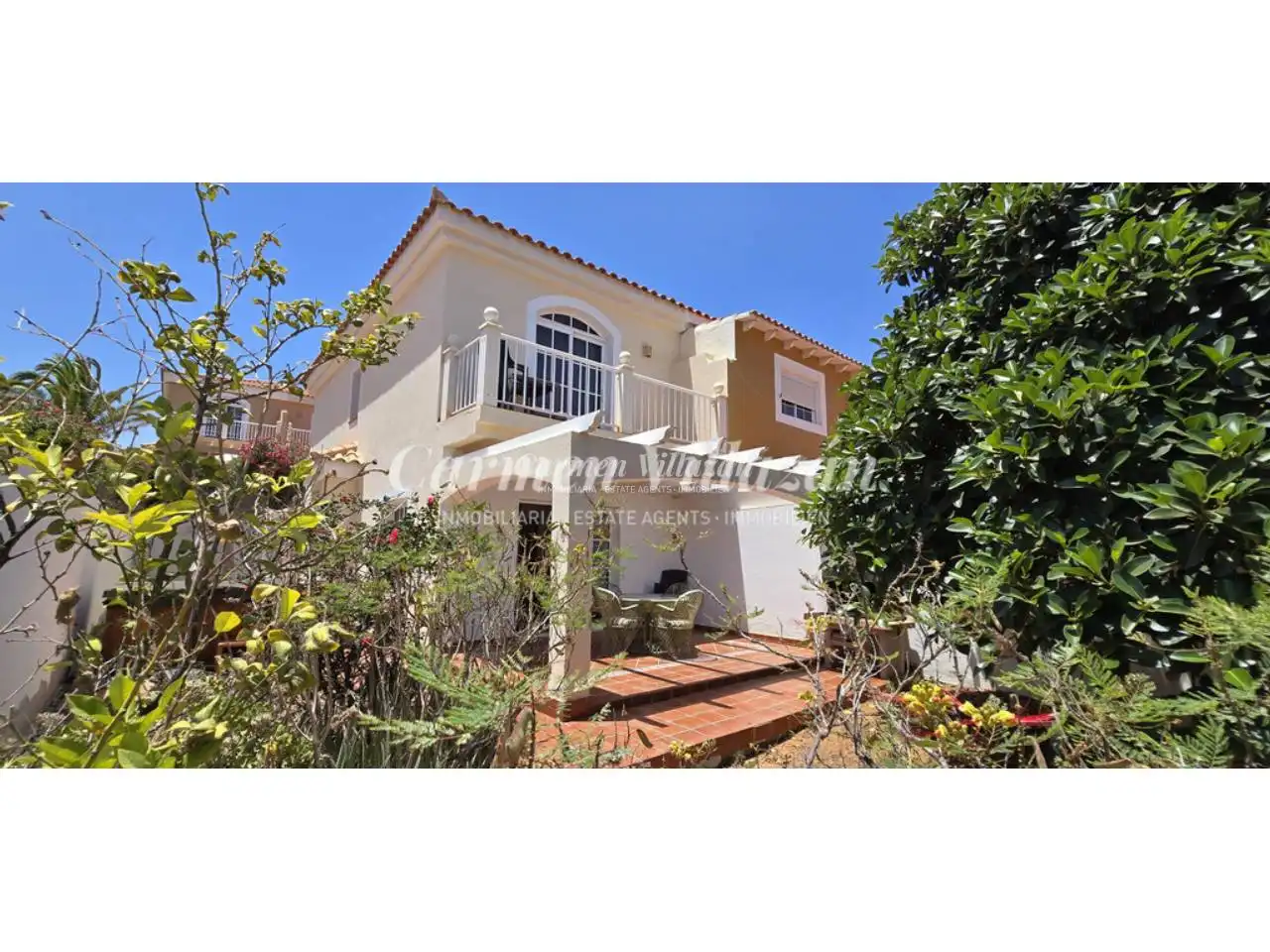 Exterior view of Duplexes for sale in Antigua  with Private garden, Terrace and Furnished