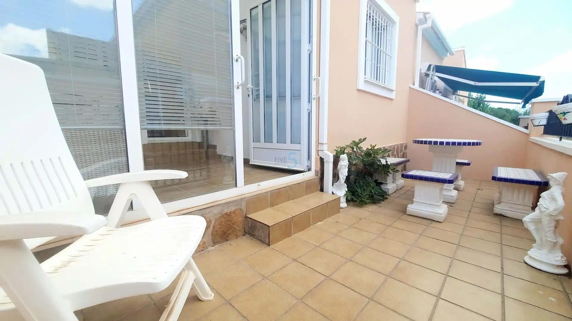 Terraza de Casa adosada en venta en Pilar de la Horadada con Terraza