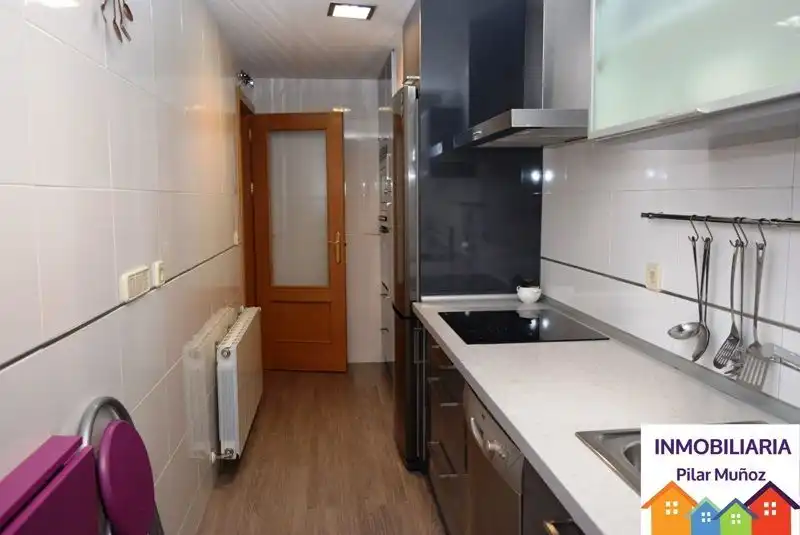 Cocina de Piso de alquiler en Ávila con Calefacción, Terraza y Amueblado