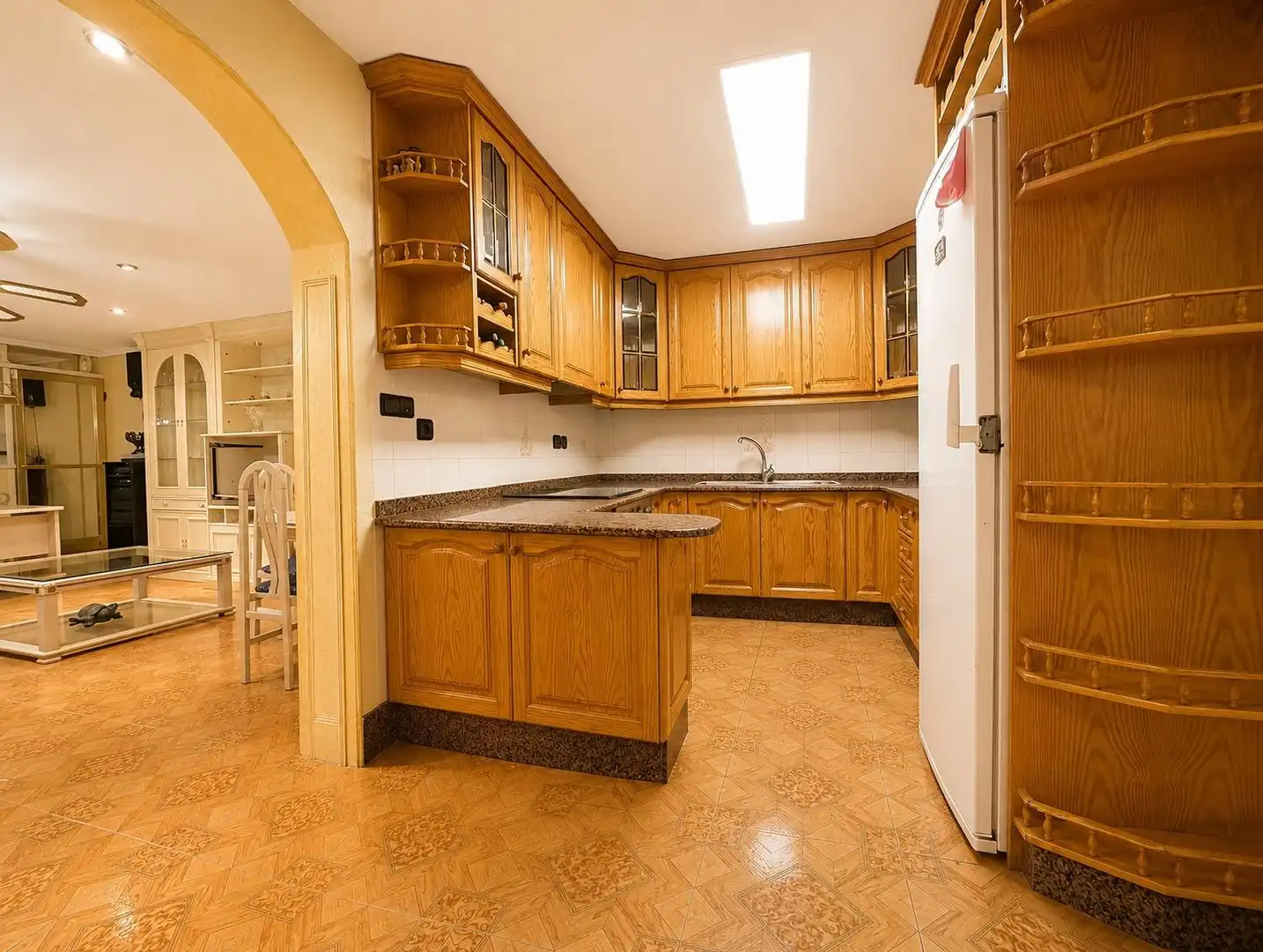 Cocina de Casa adosada en venta en Cox con Aire acondicionado, Terraza y Balcón