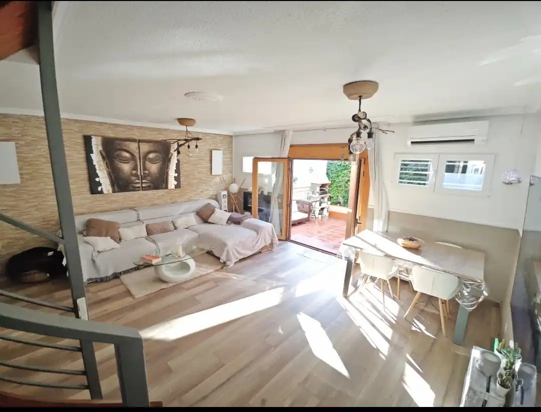 Living room of Detached homes for sale in Móstoles  with Air Conditioner, Heating and Private garden