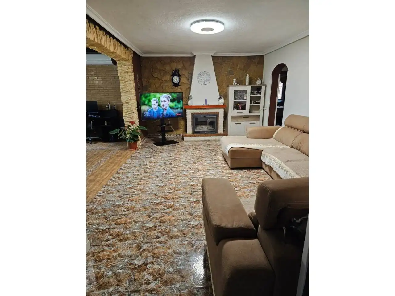 Sala d'estar de Casa o xalet en venda en Alicante / Alacant amb Aire condicionat, Calefacció i Jardí privat