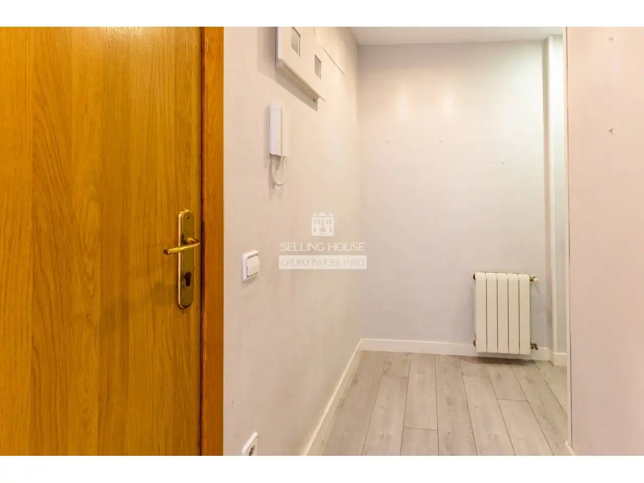 Flat for sale in Valencia  with Heating, Parquet flooring and Balcony