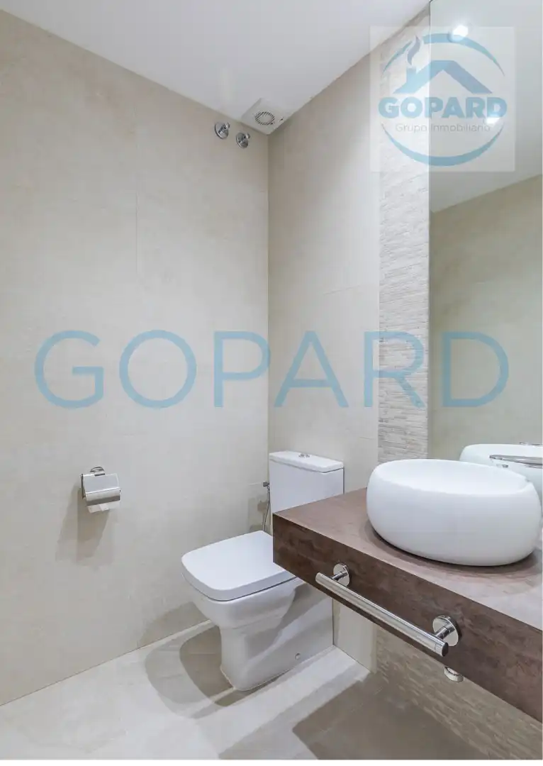 Bathroom of Duplexes for rent in Majadahonda  with Air Conditioner, Heating and Private garden