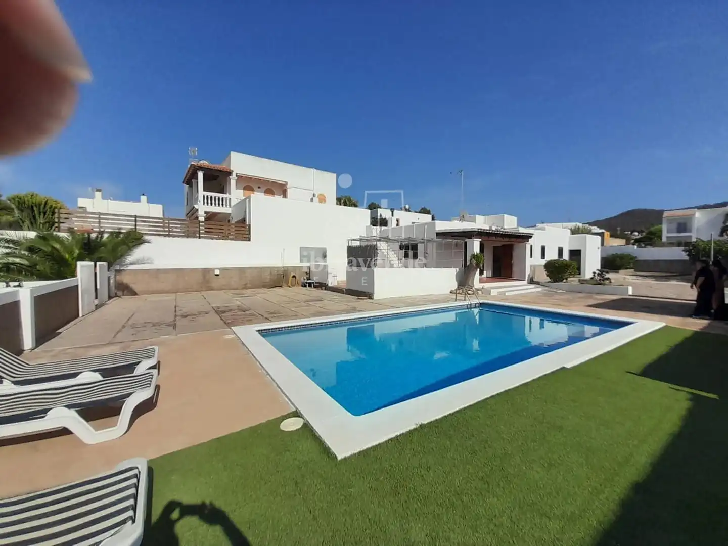 Vista exterior de Casa o xalet en venda en Sant Josep de sa Talaia amb Aire condicionat, Calefacció i Parquet