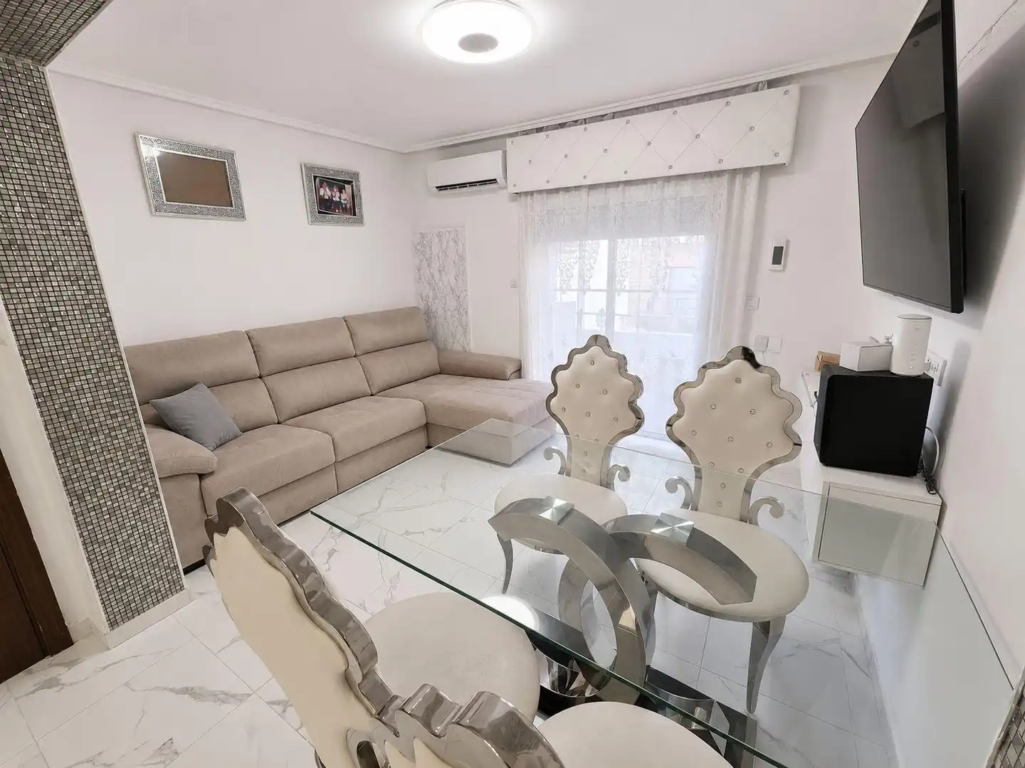Sala de estar de Piso en venta en Valencia con Aire acondicionado, Amueblado y Balcón