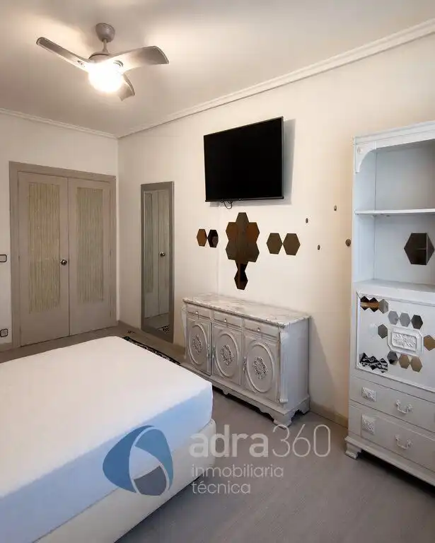 Flat with lift for sale in Avenida de la paz, imagen 5