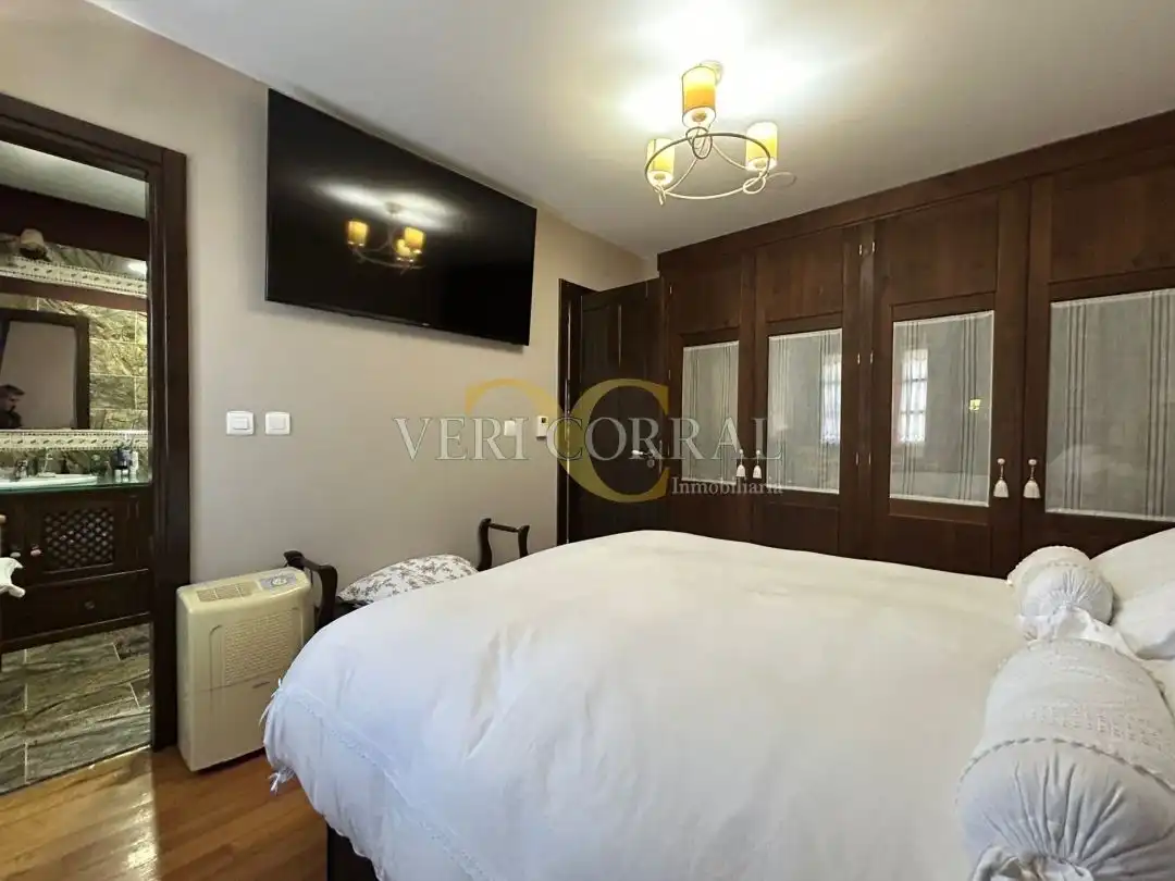 Habitación de Casa o chalet en venta en Llanes con Calefacción, Jardín privado y Terraza