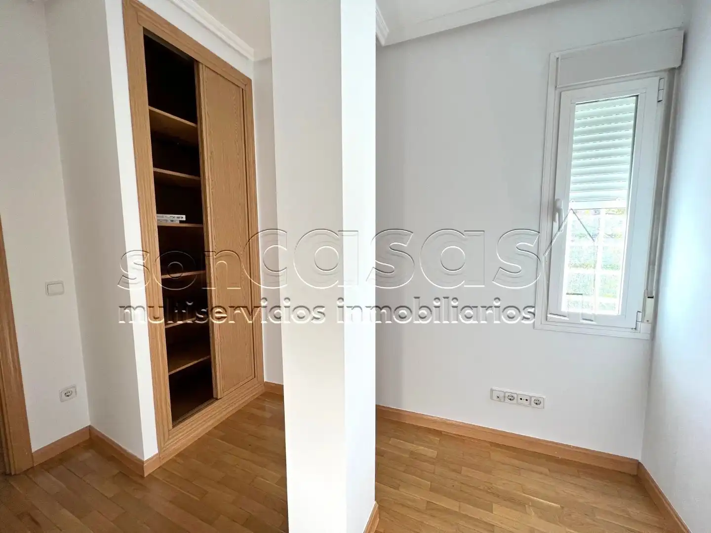 Flat for rent in Madrid  with Air Conditioner, Heating and Terrace