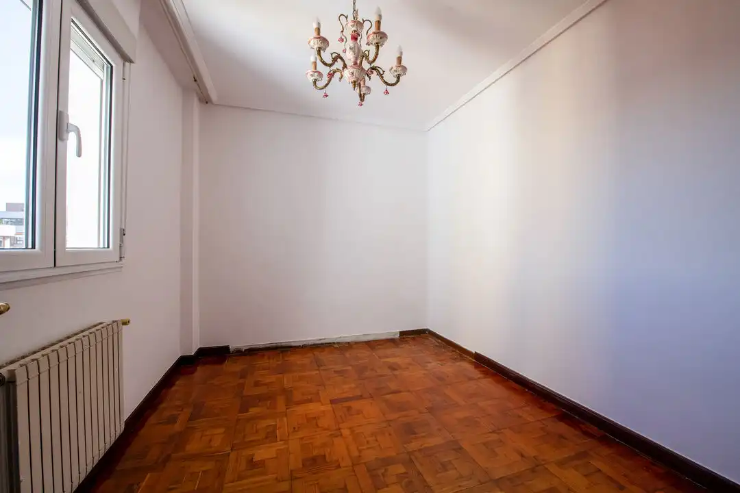 Piso en venta en Calle Floranes, Numancia - San Fernando