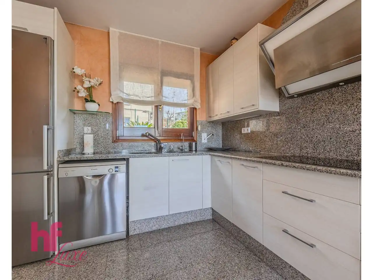 Cocina de Casa o chalet en venta en Granollers con Calefacción, Jardín privado y Parquet