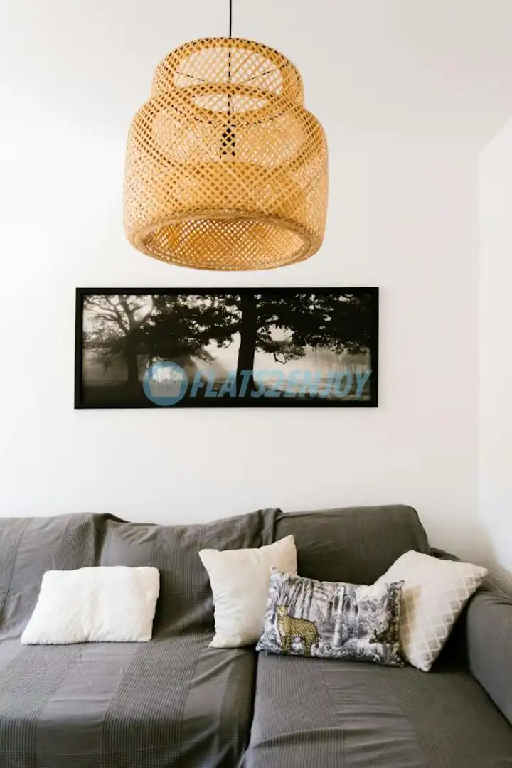 Exterior view of Flat for rent in  Valencia Capital  with Air Conditioner, Heating and Washing machine