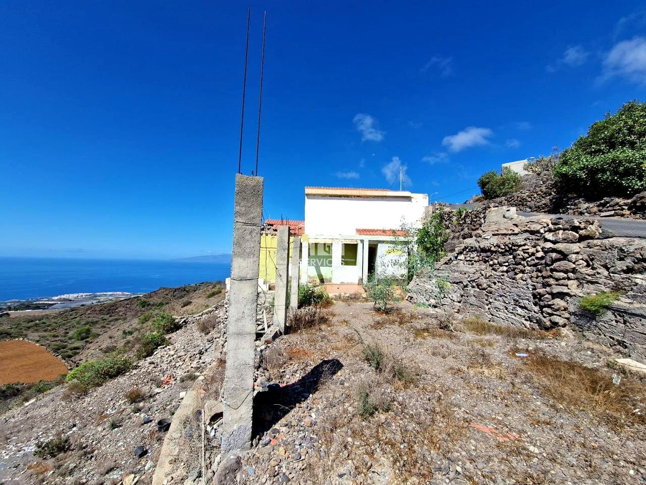 Vista exterior de Casa o chalet en venta en Guía de Isora con Jardín privado