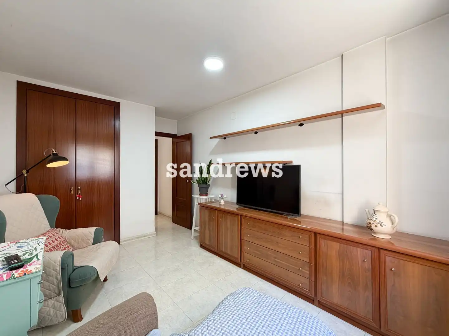 Living room of Flat for sale in Figueres  with Air Conditioner and Heating