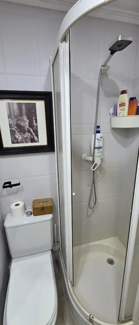 Baño de Piso en venta en Valencia con Aire acondicionado, Trastero y Balcón