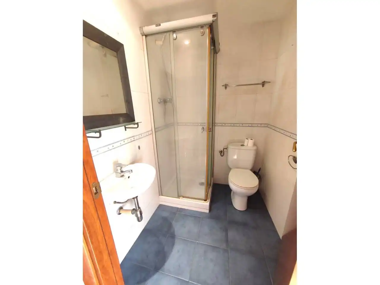 Bathroom of Flat for sale in Sant Sadurní d'Anoia  with Air Conditioner, Heating and Parquet flooring