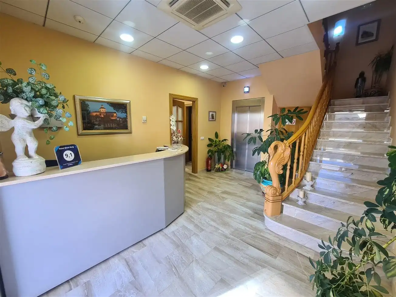 Edificio en venta en Mont-roig del Camp