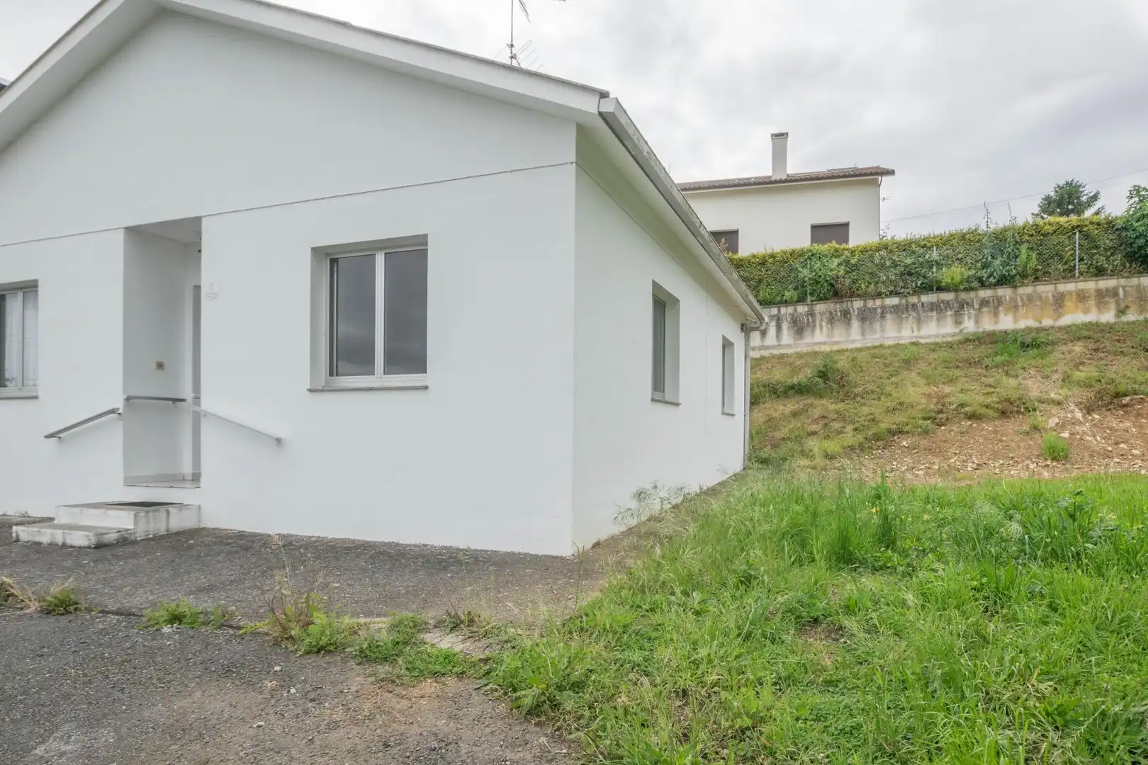 Vista exterior de Casa o chalet en venta en Carral con Jardín privado y Parquet
