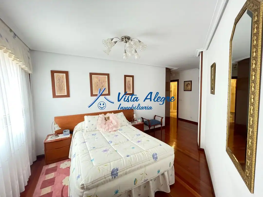 Sala d'estar de Pis en venda en Castañares de Rioja amb Calefacció, Terrassa i Traster