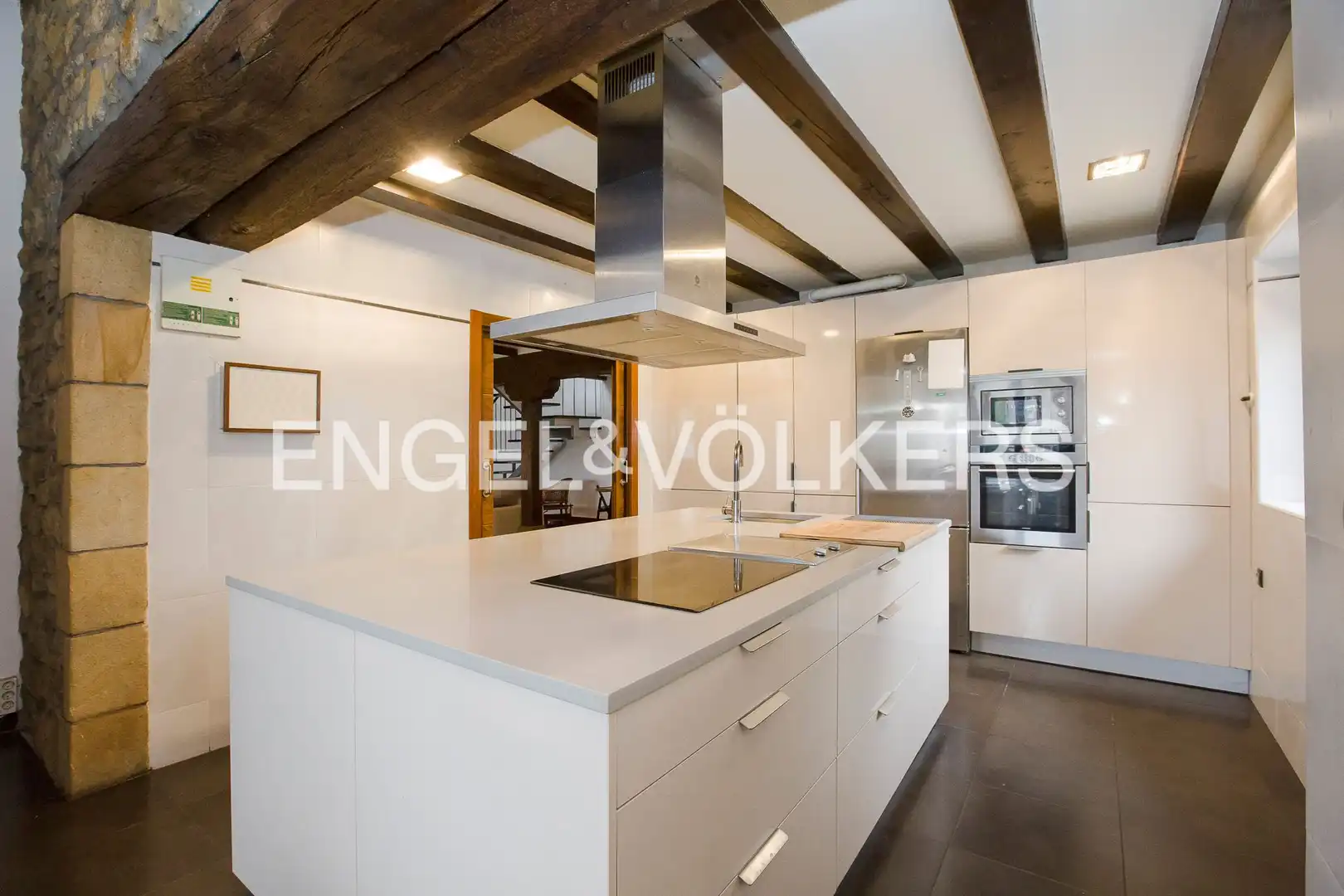 Detached homes for sale in Eguzkitza Bidea, Berango