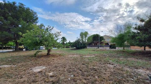 GRAN TERRENO RESIDENCIAL ESQUINERO EN EL ROMANÍ  EL VENDRELL