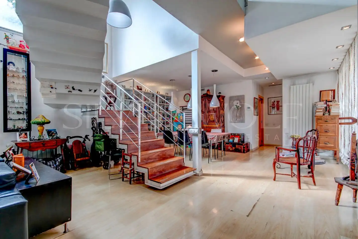 Casa o chalet en venta en Santa Coloma de Gramenet con Aire acondicionado, Calefacción y Jardín privado