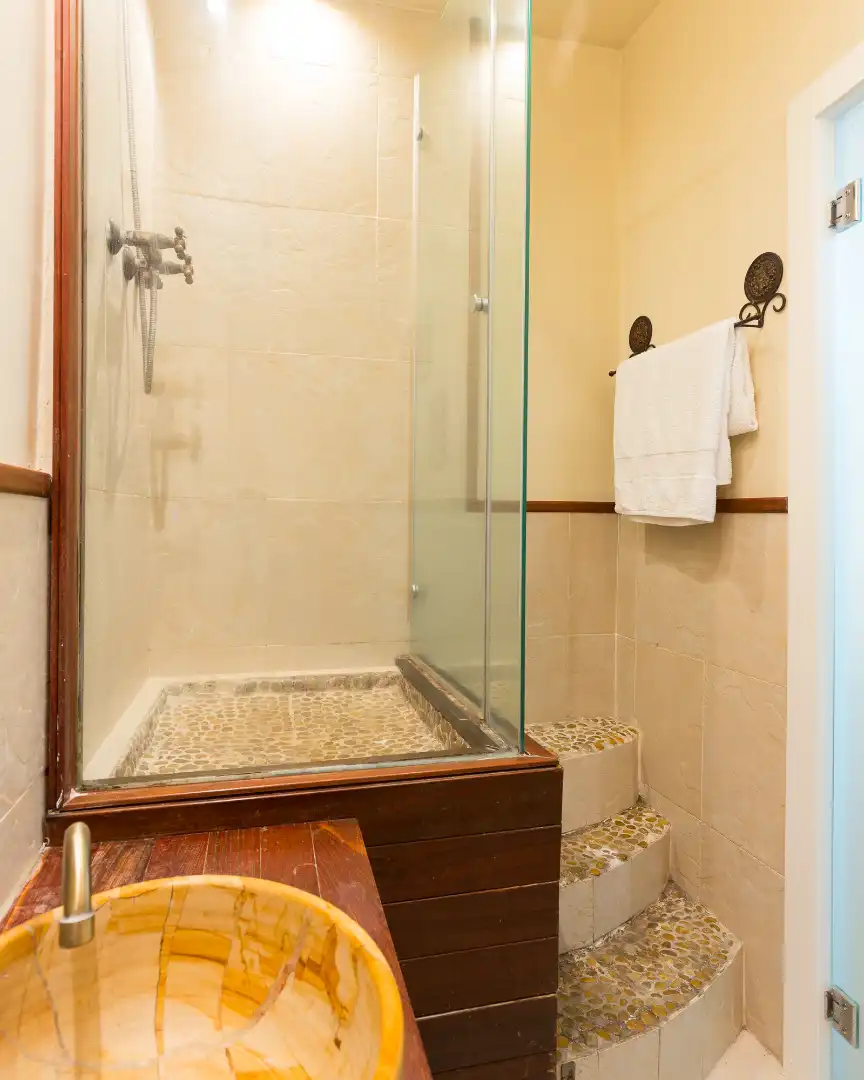 Bathroom of Apartments for sale in Barcelona