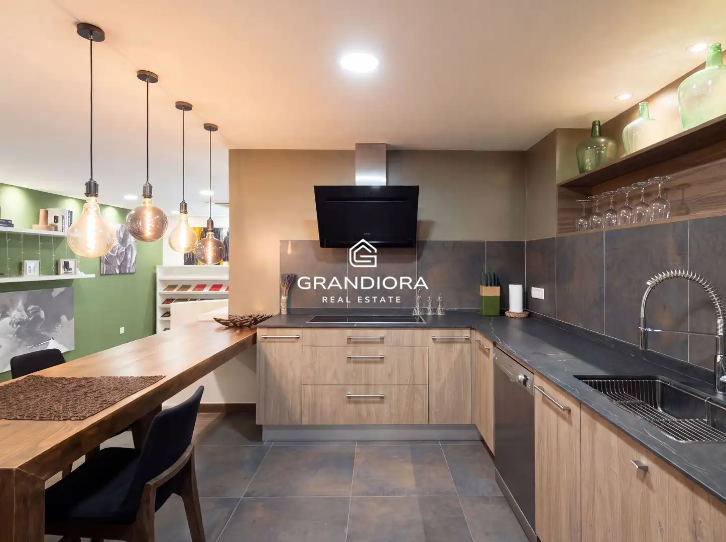 Kitchen of Flat for sale in Barcelona  with Air Conditioner, Swimming Pool and Furnished