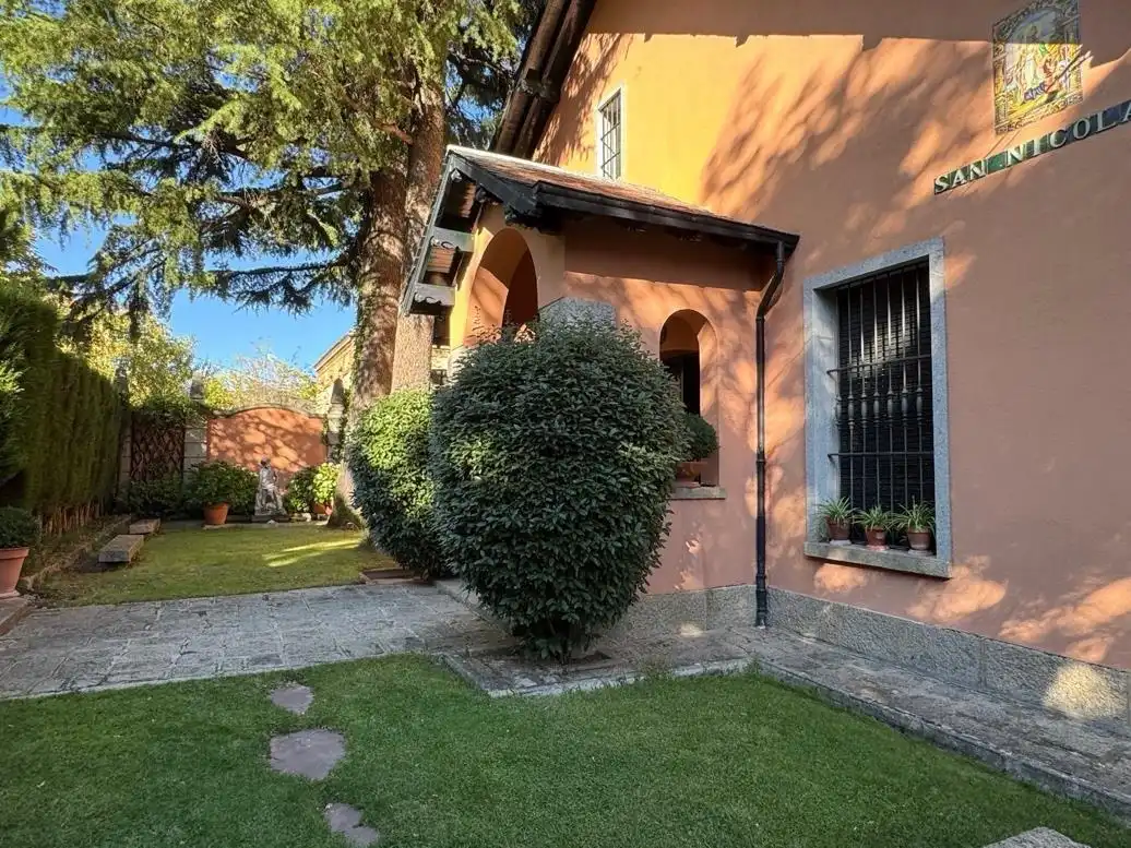 Jardín de Casa o chalet en venta en San Lorenzo de El Escorial con Aire acondicionado, Calefacción y Jardín privado