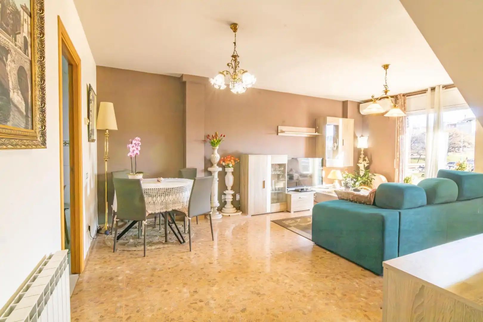 Wohnzimmer von Dachboden zum Verkauf in Terrassa mit Terrasse und Balkon