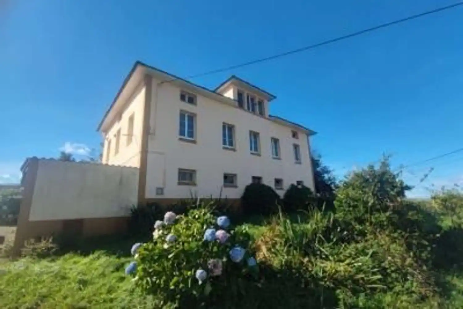 Casa amb jardí en venda a El Vallín, imagen 2